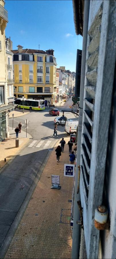 Golden Mont Centre Appartement Pau Exterior foto